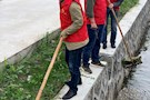 统战干部来当清洁工，丹州环境整治在行动